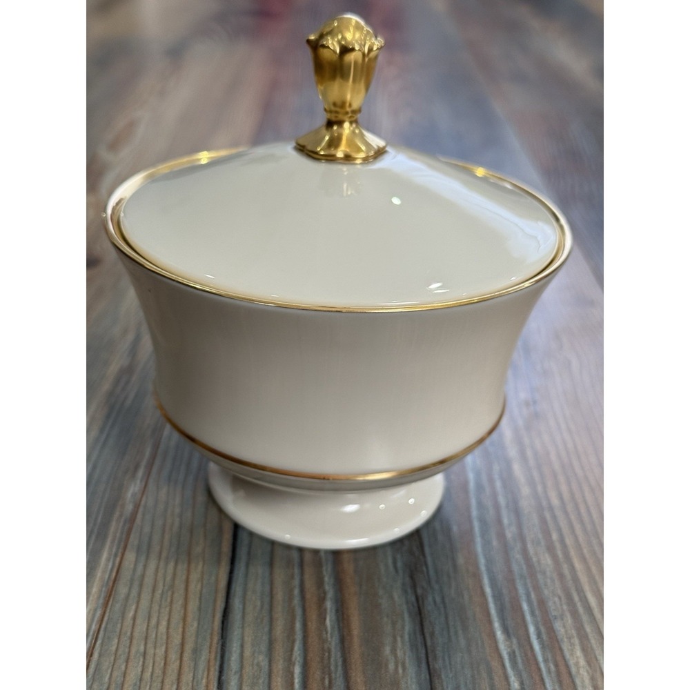 Lenox Lidded Candy Jar with Gold Inlays 6.5"